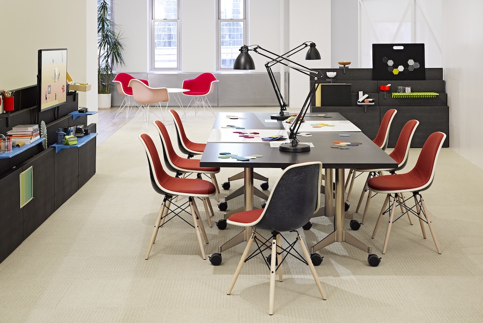 开云（中国） - 坐具|餐椅|办公家具|设计师家具|伊姆斯®软垫餐椅